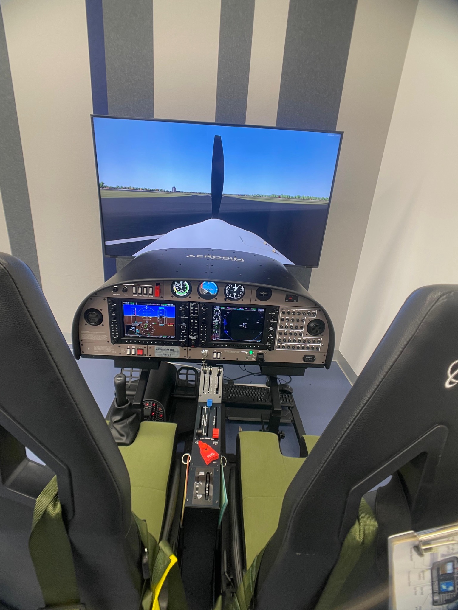 Console 40 Cockpit View